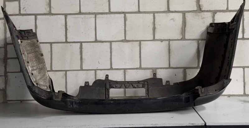 Stoßstange hinten Lim. VW Passat 3C – Bild 2