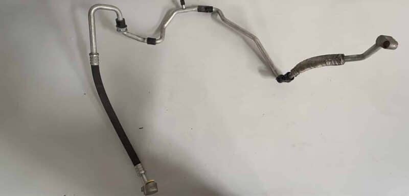 Original gebraucht Klimaleitung Kältemittelschlauch VW Passat 3C. Oe-Teilenummer: 3C0820743K, 3C0820743K