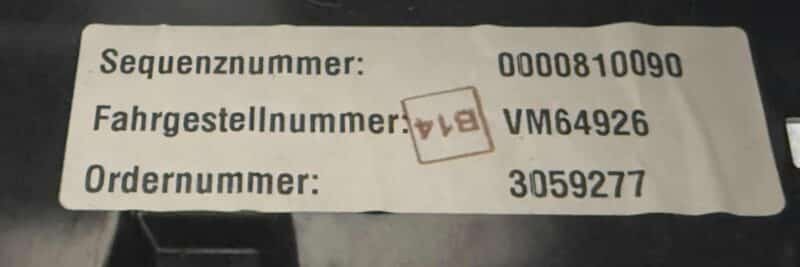 Original gebraucht Armaturenbrett BMW 116i E81 2011. Oe-Teilenummer: Armaturenbrett, -