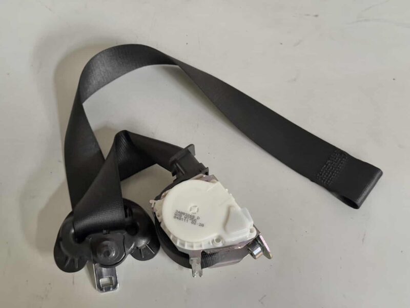 Original gebraucht Sicherheitsgurt Gurtstraffer Vorne Rechts BMW 116i E81 2011. Oe-Teilenummer: 34003268, 33017492, 34003268