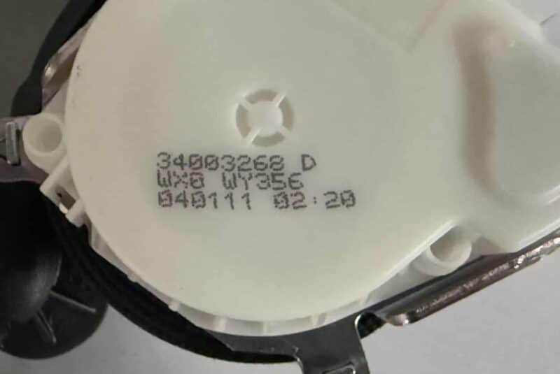 Original gebraucht Sicherheitsgurt Gurtstraffer Vorne Rechts BMW 116i E81 2011. Oe-Teilenummer: 34003268, 33017492, 34003268
