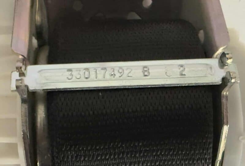 Original gebraucht Sicherheitsgurt Gurtstraffer Vorne Rechts BMW 116i E81 2011. Oe-Teilenummer: 34003268, 33017492, 34003268