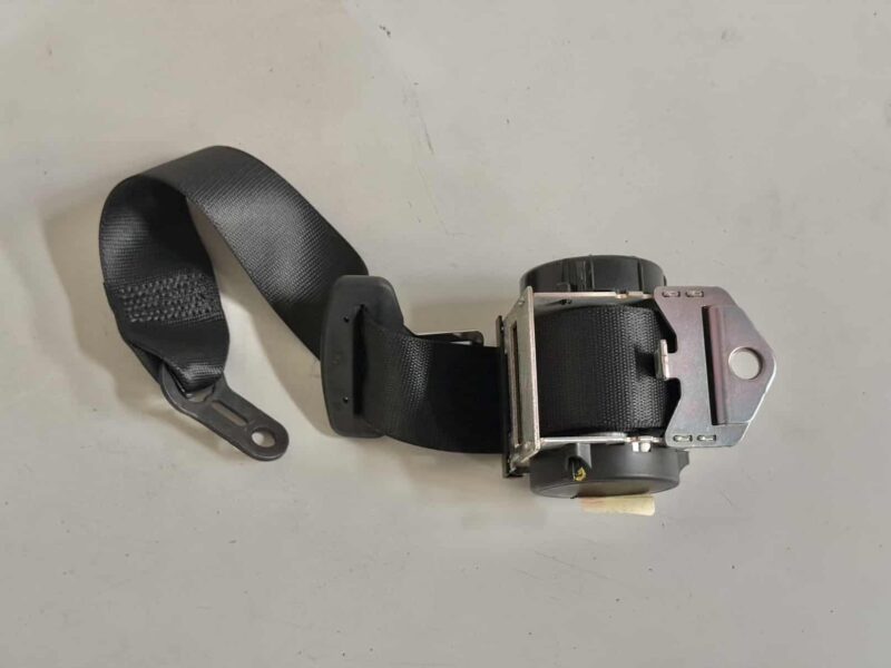 Original gebraucht Sicherheitsgurt Gurtstraffer Hinten Rechts BMW 116i E81 2011. Oe-Teilenummer: 607051100D, 607051100D