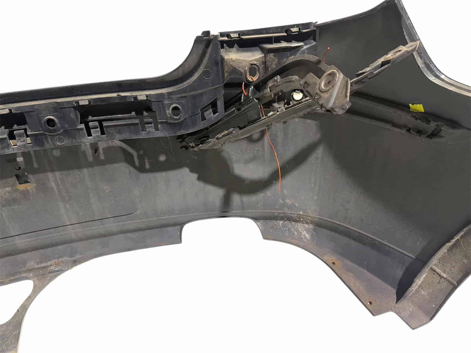 Original gebraucht Stoßstange Hinten schwarz2 Komplett BMW 116i E81 2011. Oe-Teilenummer: Stoßstange Hinten, Stoßstange Hinten