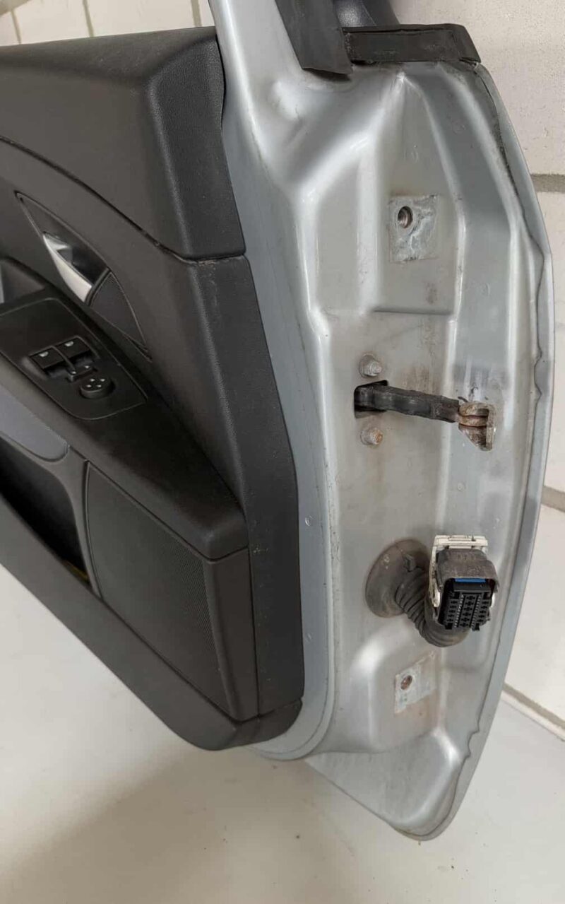 Original gebraucht Fahrertür Vorne Links 589/A Komplett mit Glas FIAT Punto 1.2 2008. Oe-Teilenummer: Tür-vorne-Links-Fahrer, -