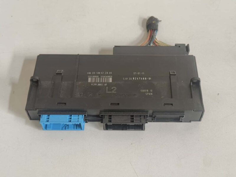 Original gebraucht Komfort Steuergerät convenience BCM Elektronikmodul BMW 116i E81 2011. Oe-Teilenummer: 6135924746801, 532538B00, 6135924746801