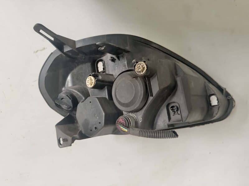 Original gebraucht Scheinwerfer Links FIAT Punto 1.2 2008. Oe-Teilenummer: 89101387, 89101372, 89101387