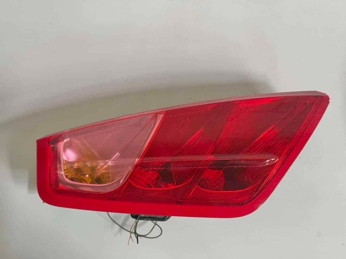 Original gebraucht Rückleuchte links FIAT Punto 1.2 2008. Oe-Teilenummer: 27460102, 51701589, 27460102