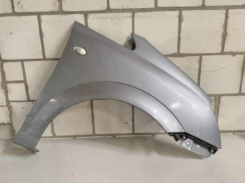 Original gebraucht Kotflügel Rechts OPEL MERIVA 2003. Oe-Teilenummer: ---, -
