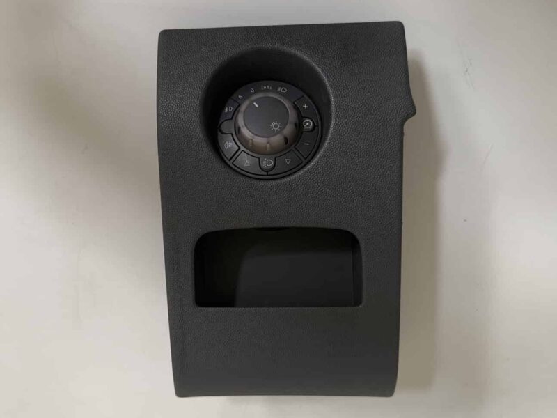 Original gebraucht Lichtschalter mit verkleidung Sicherungsabdeckung Opel Corsa D. Oe-Teilenummer: 13249403, 13204952