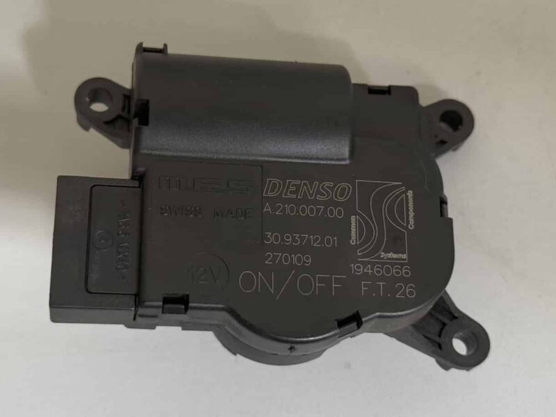 Original gebraucht Stellmotor Heizungsstellmotor Gebläse Opel Corsa D. Oe-Teilenummer: 21000700, 13204952