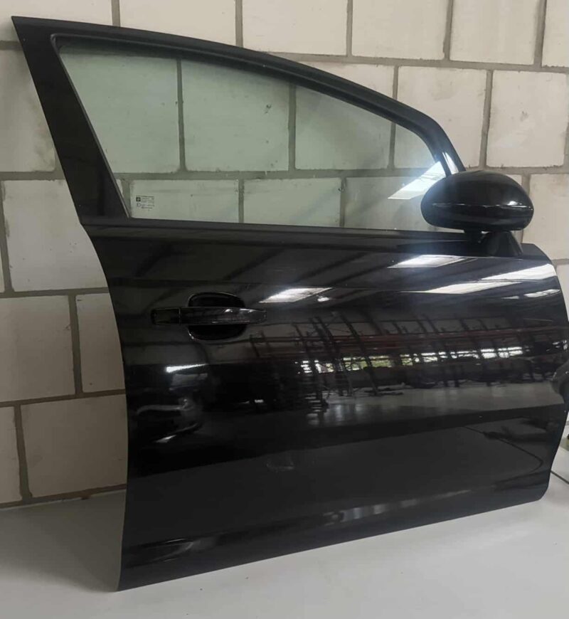 Original gebraucht Beifahrer Tür rechts vorne komplett Opel Corsa D 2009. Oe-Teilenummer: -, -