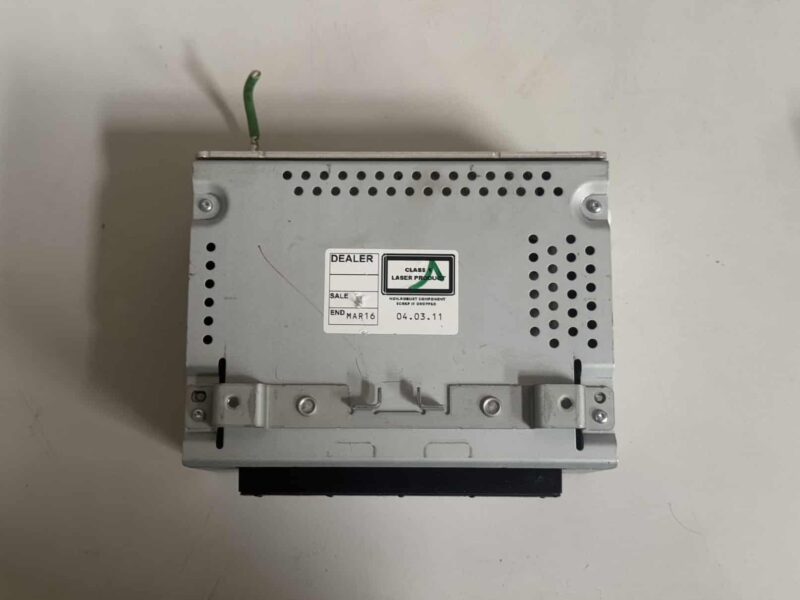Original gebraucht Radio CD Spieler Ford Fiesta 1.25L 2010. Oe-Teilenummer: AA6T8C815AD, AA6T-8C815-AD