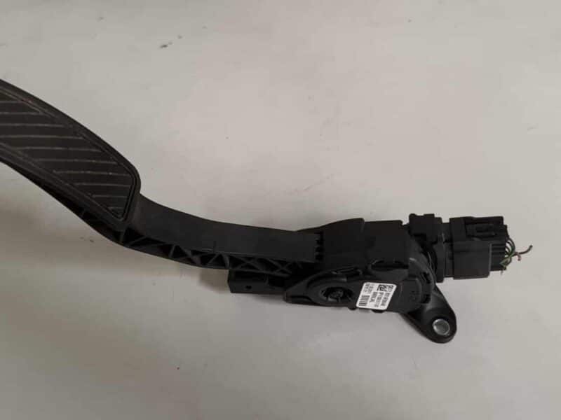 Original gebraucht Gaspedal Ford Fiesta 1.25L 2010. Oe-Teilenummer: 8V219F836AB, 8V219F836AB