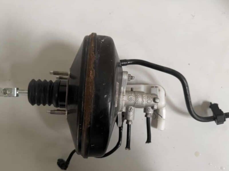 Original gebraucht Bremskraftverstärker Ford Fiesta 1.25L 2010. Oe-Teilenummer: BV512B195LE, 0204054083, 0204054029