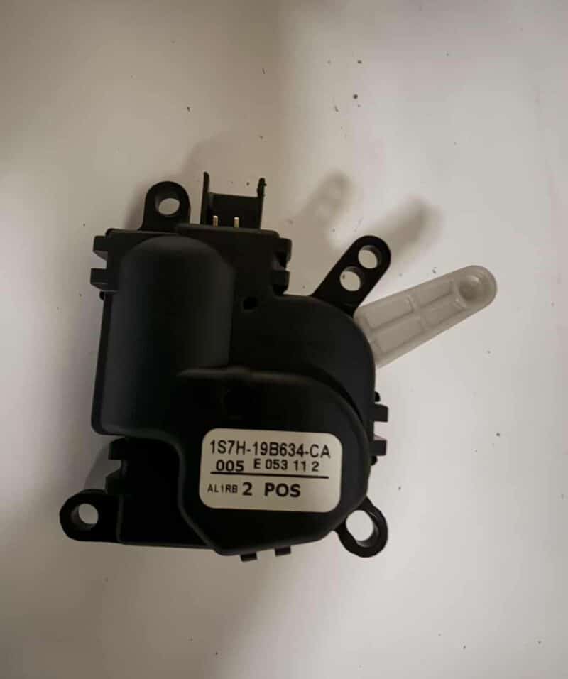 Original gebraucht LUFTKLAPPE STELLMOTOR Ford Fiesta 1.25L 2010. Oe-Teilenummer: 1S7H19B634CA, 005E053112