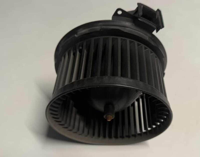 Heizung Gebläsemotor Ford Fiesta 1.25L 2010 – Bild 2