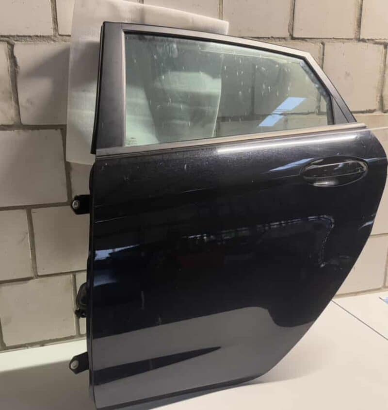 Tur hinten LINKS Ford Fiesta 1.25L 2010