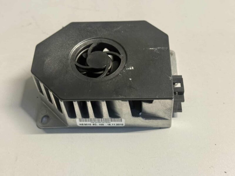 Original gebraucht Harman Kardon Verstärker Mercedes Benz W212 E-Klasse 2010. Oe-Teilenummer: A2118705189, 2118705189