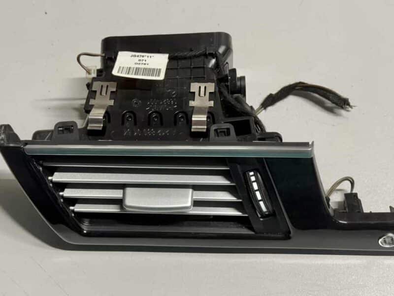 Original gebraucht Luftdüse Zierstab LINKS Mercedes Benz W212 E-Klasse 2010. Oe-Teilenummer: A2128300154, A2126800971, 2126800971, 2128300154