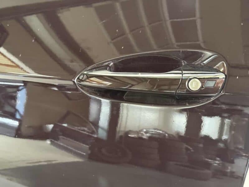 Original gebraucht Fahrer Tür vorne LINKS komplett mit KeylessGo Benz W212 E-Klasse 2010.