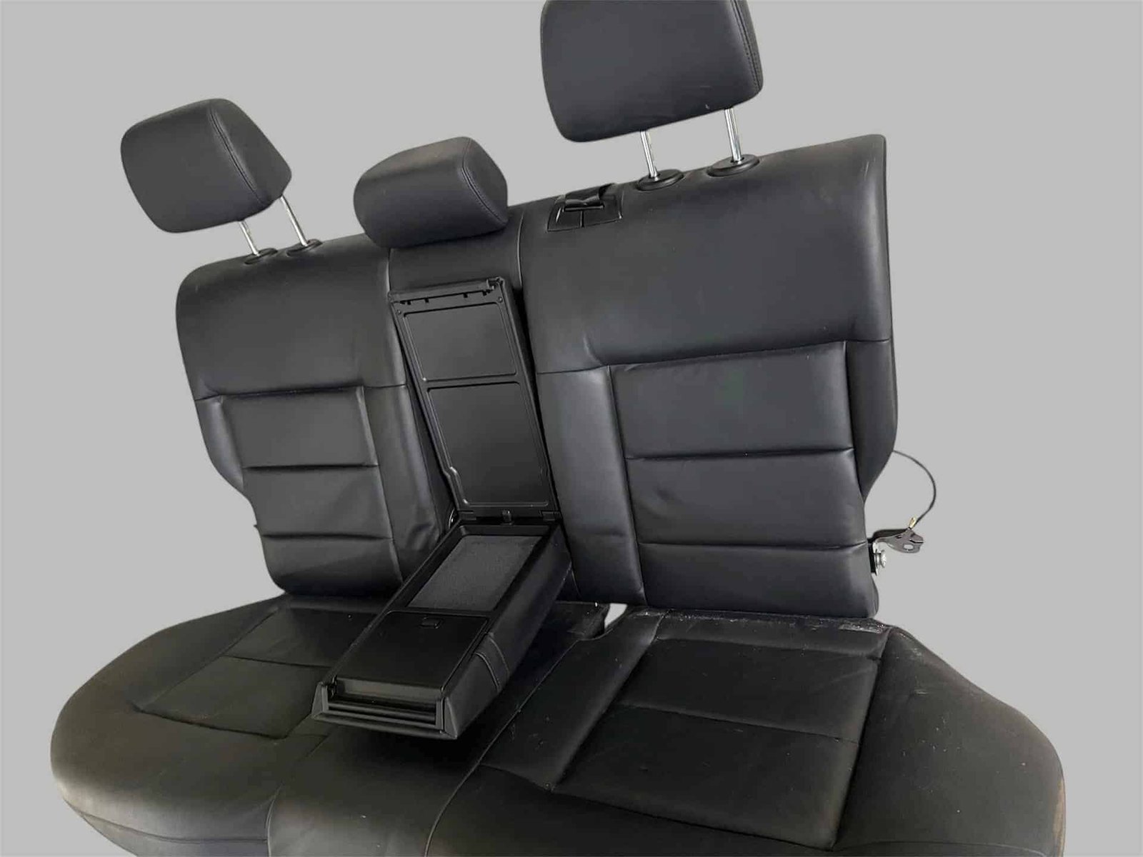 Original gebraucht Rücksitzbänke schwarz Leder Benz W212 E-Klasse 2010. Oe-Teilenummer: A212902960, 212902960, 2129209537