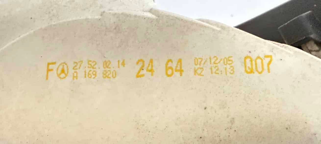 Original gebraucht Rückleuchte Rücklicht Hinten Rechts Außen Mercedes Benz BKlasse W245 B 170 2005. Oe-Teilenummer: A1698202464, A1698200377, 1698202464, 1698200377