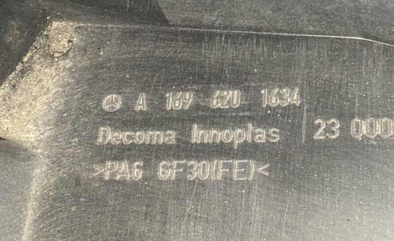 Original gebraucht Schloßträger Frontblech Frontverkleidung Mercedes Benz BKlasse W245 B 170 2005. Oe-Teilenummer: A1696201634, A1696201734, 1696201634, 1696201734