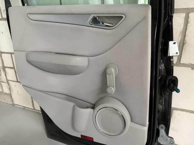 Original gebraucht Tür hinten Links Komplett mit Glas Mercedes Benz BKlasse W245 B170 2005. Oe-Teilenummer: Hinten-Links, -