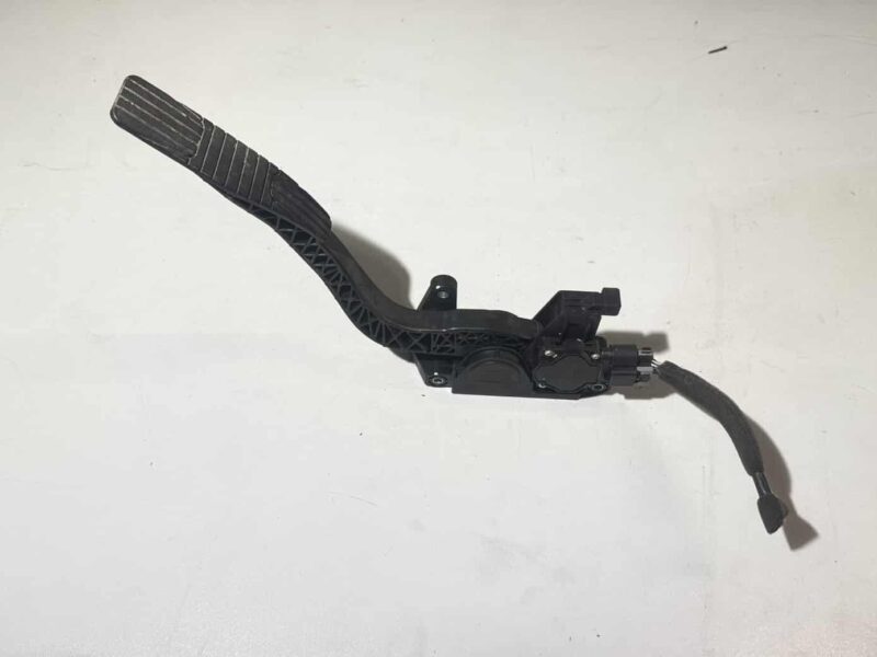 Original gebraucht Gaspedal potentiometer OPEL GM ANTARA 2007. Oe-Teilenummer: 96625893, 96625893