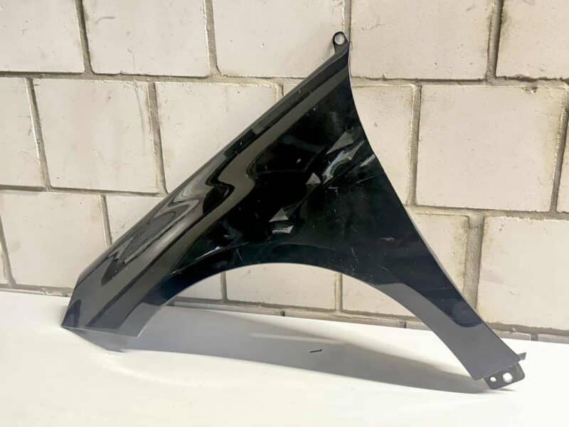 Original gebraucht Kotflügel Vorne Links Mercedes Benz BKlasse W245 B170 2005. Oe-Teilenummer: Kotflügel-links, -