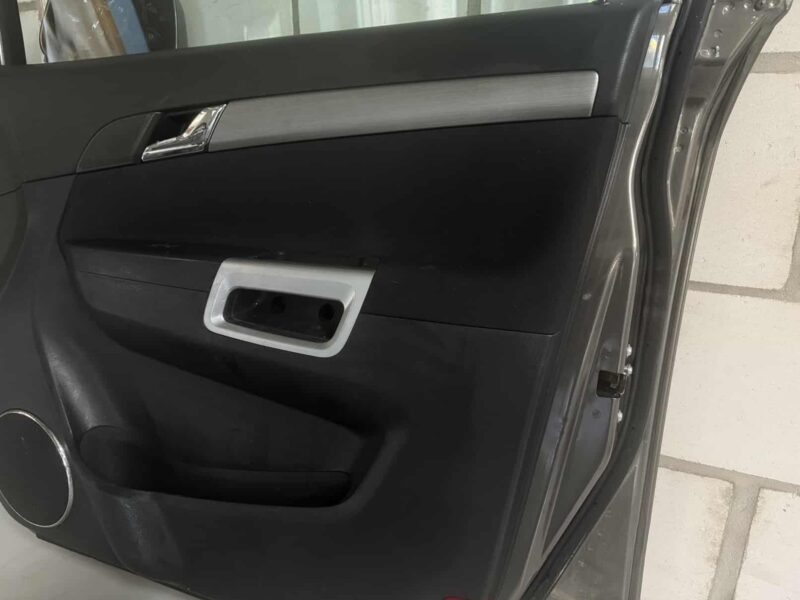 Original gebraucht Beifahrer Tür Vorn Rechts komplett OPEL GM ANTARA 2007. Oe-Teilenummer: Opel-Tür-vorne-Rechts, -