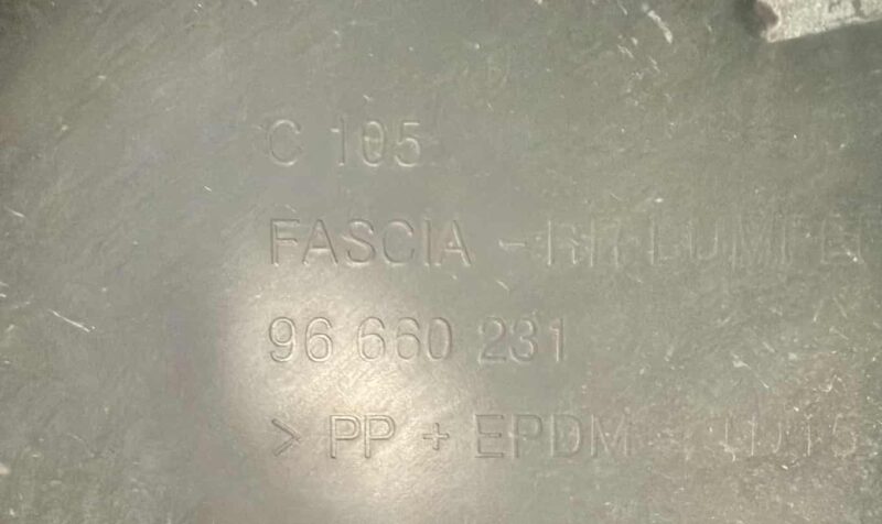 Original gebraucht Stoßstange Stoßfänger hinten komplett mit PDC-Sensor OPEL GM ANTARA 2007. Oe-Teilenummer: 96660231, -
