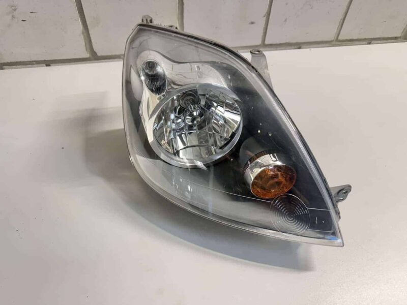 Original gebraucht Scheinwerfer rechts FORD Fiesta 1.4L 2008. Oe-Teilenummer: 084311172R, 084311172R