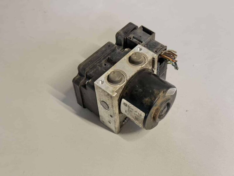 Original gebraucht ABS Block Pumpe Steuergerät FORD Fiesta 1.4L 2008. Oe-Teilenummer: 10097001343, 4S612M110DA, 10020701154, 4S612M110DA