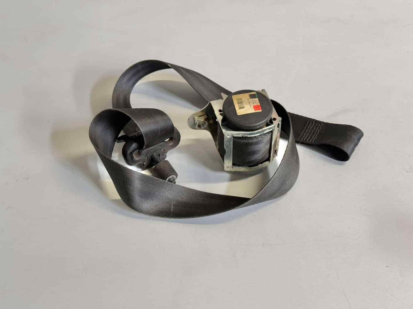 Original gebraucht SICHERHEITSGURT Links Vorne FORD Fiesta 1.4L 2008. Oe-Teilenummer: 600626100G, 600626100