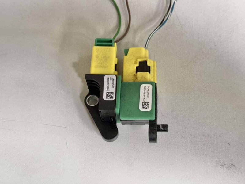Original gebraucht Crashsensor Airbagsensor VW Passat 3C Kombi 2008. Oe-Teilenummer: 5N0959351, 391138, 5N0959351