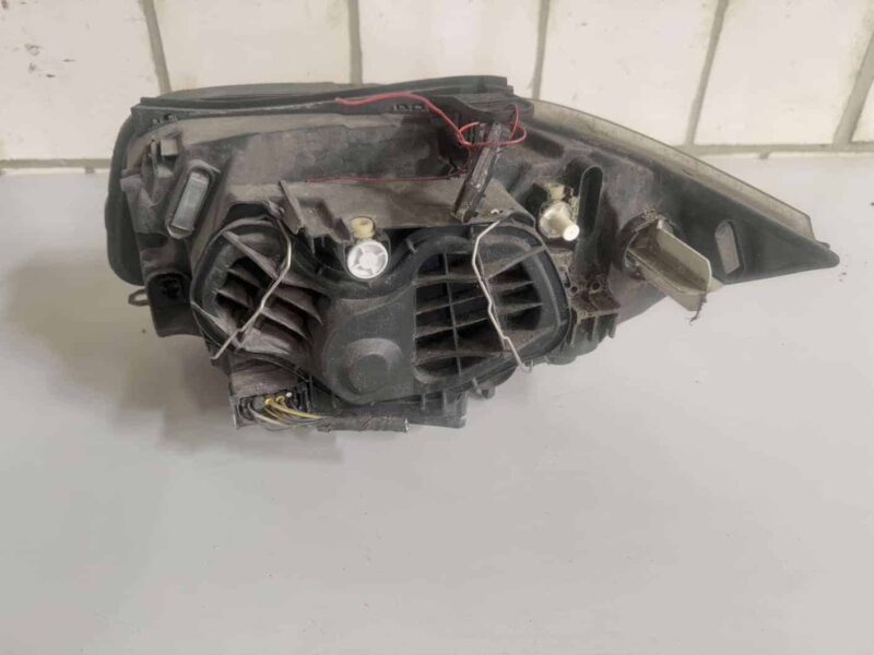 Original gebraucht Scheinwerfer Rechts BMW 116i E81 E87 2011. Oe-Teilenummer: 724965001, 69244949, 89502130, 724964902