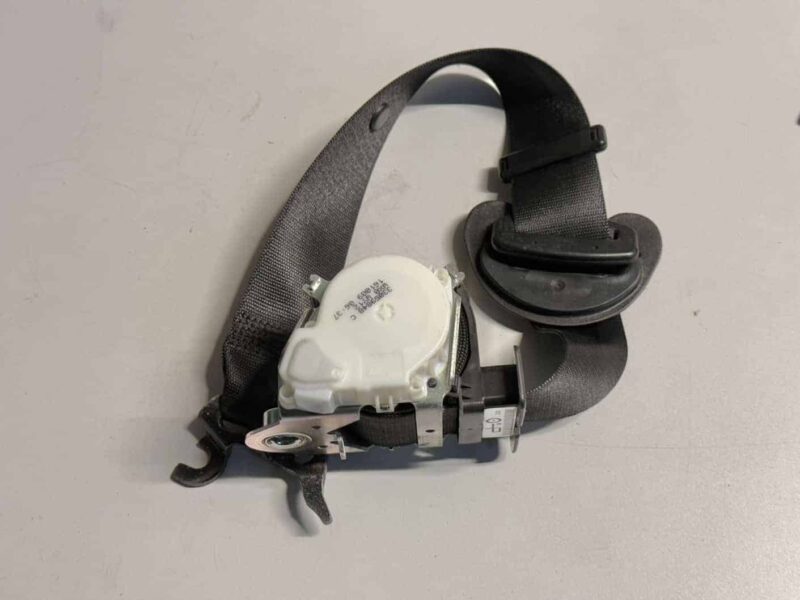 Original gebraucht Sicherheitsgurt Gurt Gurtstraffer vorne links BMW 116i E87 2009. Oe-Teilenummer: 33059848C, 33059848