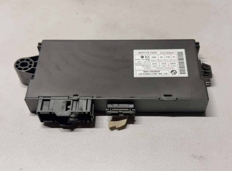 Original gebraucht Komfortsteuergerät Body Control BCM Modul CAS3 BMW 116i E81 E87 2009. Oe-Teilenummer: 6135921785301, 5WK49515ABR, 6135921785301
