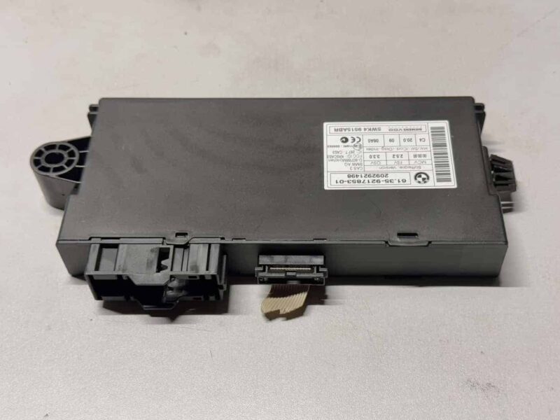 Original gebraucht Komfortsteuergerät Body Control BCM Modul CAS3 BMW 116i E81 E87 2009. Oe-Teilenummer: 6135921785301, 5WK49515ABR, 6135921785301