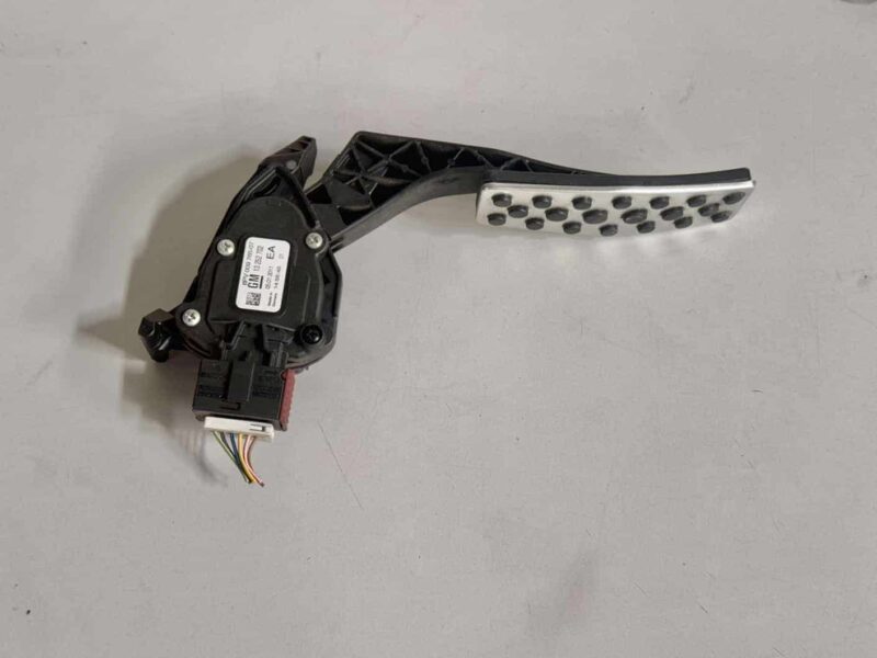 Original gebraucht Gaspedal OPEL ASTRA-J 2011. Oe-Teilenummer: 13252702, 6PV00976507, 13252702