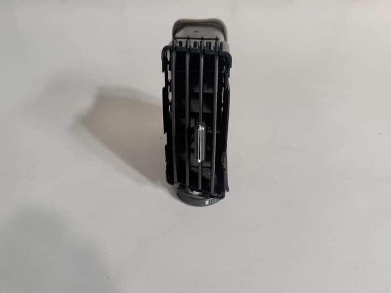 Original gebraucht Luftdüse Armaturenbrett TOYOTA Verso 2008. Oe-Teilenummer: 6556434010, 655643-4010