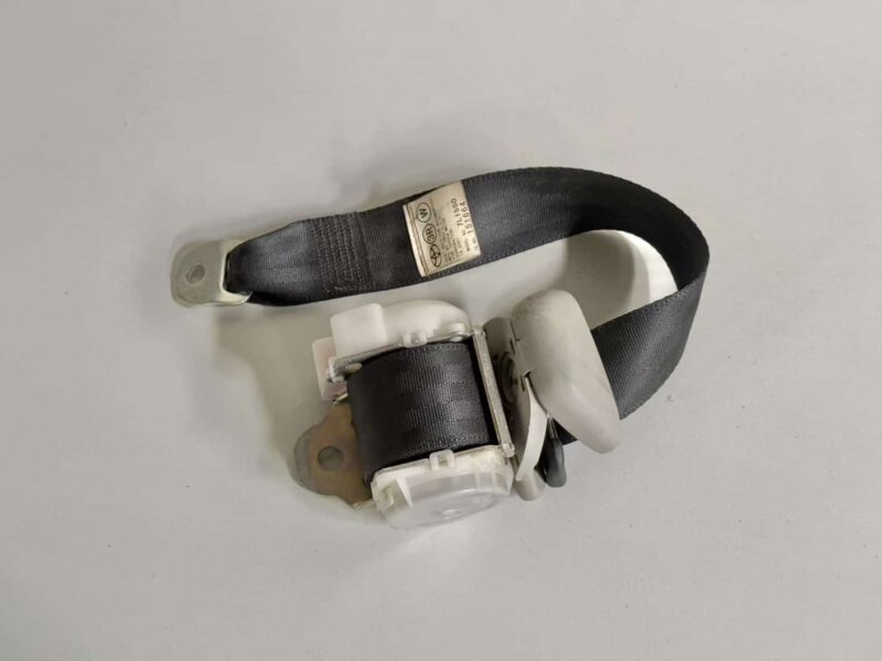 Original gebraucht Sicherheitsgurt Hinten Rechts TOYOTA Verso 2008. Oe-Teilenummer: 7L1550, 7L1550