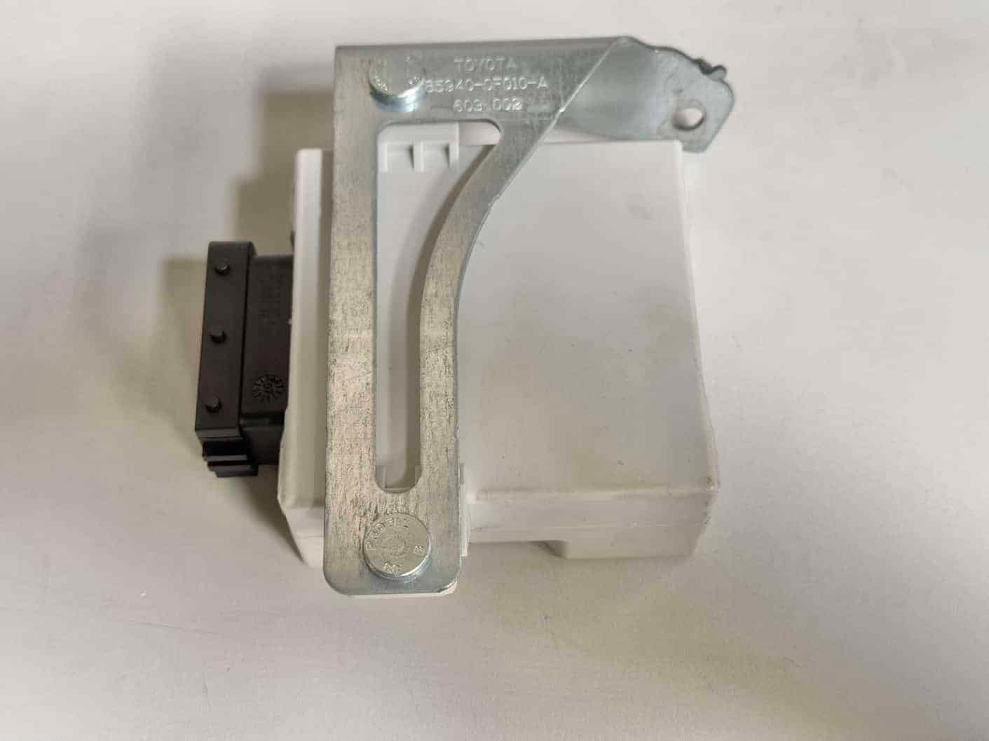 Original gebraucht Wischermotor Steuergerät TOYOTA Verso 2008. Oe-Teilenummer: 859400F010A, 85940-0F010A