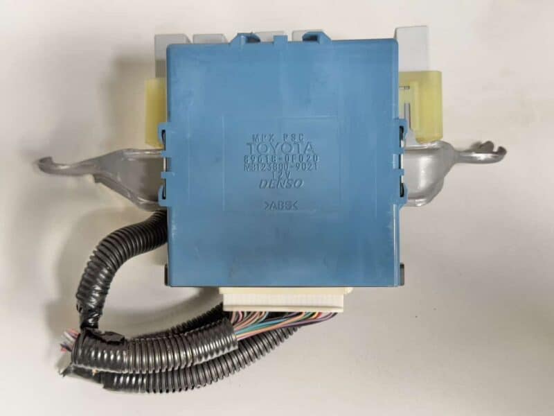 Original gebraucht Steuergerät Zündung TOYOTA Verso 2008. Oe-Teilenummer: 896180F020, MB1238009021, 896180F020