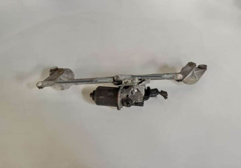 Original gebraucht Wischermotor mit Wischergestänge vorne TOYOTA Verso 2008. Oe-Teilenummer: 851100F020, -