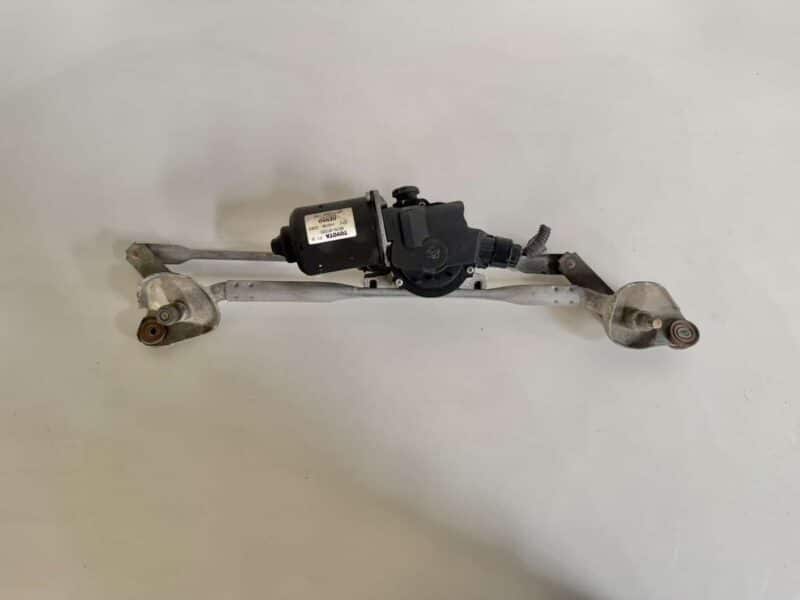 Original gebraucht Wischermotor mit Wischergestänge vorne TOYOTA Verso 2008. Oe-Teilenummer: 851100F020, -