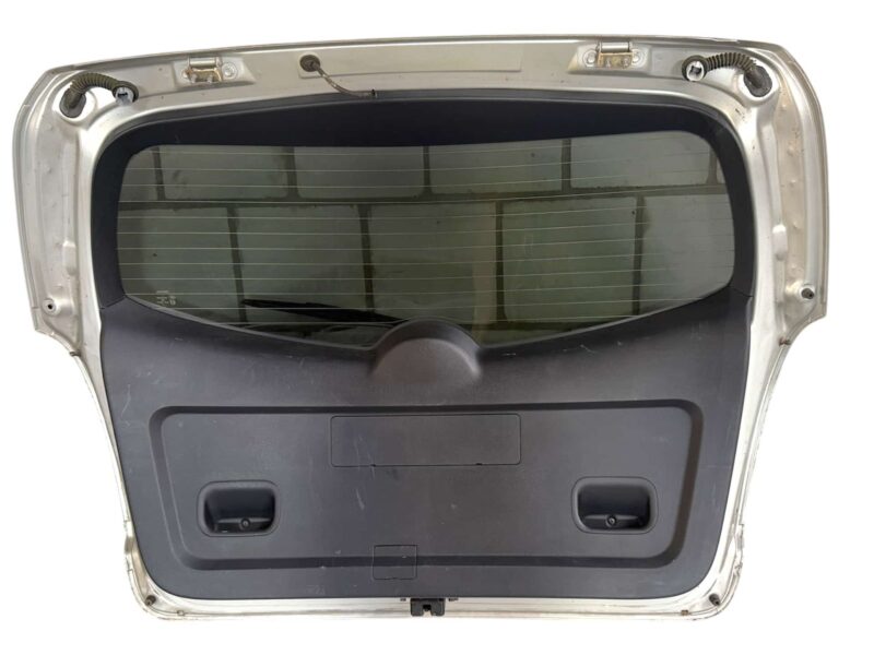 Original gebraucht Heckklappe Komplett TOYOTA Verso 2008. Oe-Teilenummer: Heckklappe, -
