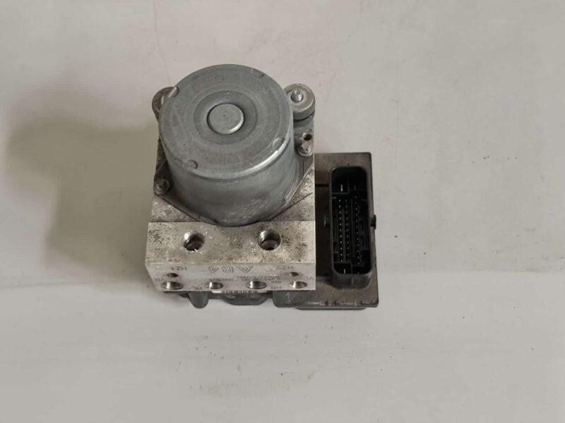 Original gebraucht ABS Block pumpe mit Steuergerät Opel Corsa D 2009. Oe-Teilenummer: 0265951440, 0265251190, 0265951440